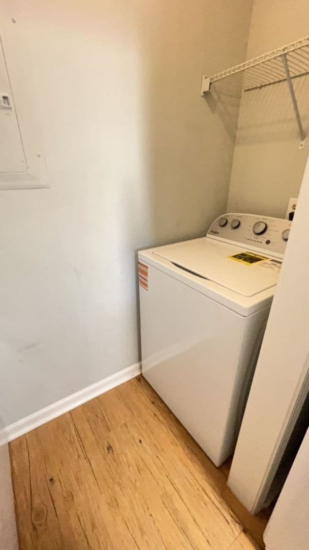 Building Photo - 2-Bedroom, 2-Bathroom Condo