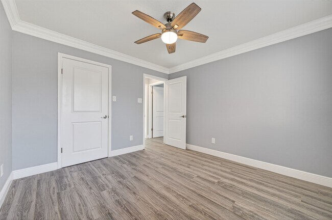 Building Photo - 206 Mill Trail Dr