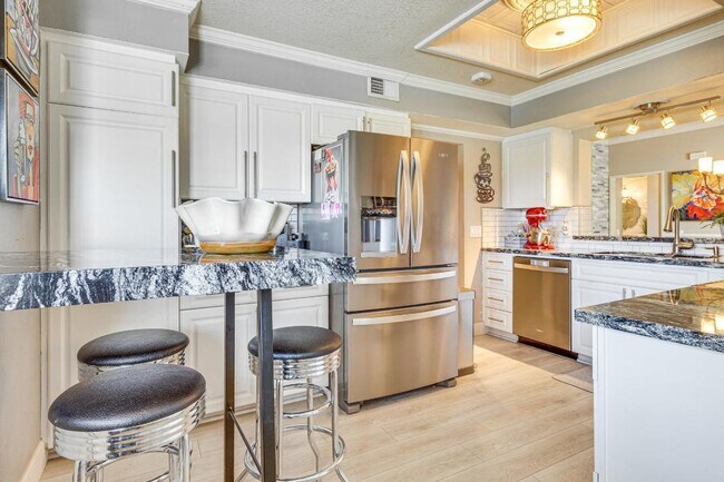 Building Photo - 474 Evergreen Ash