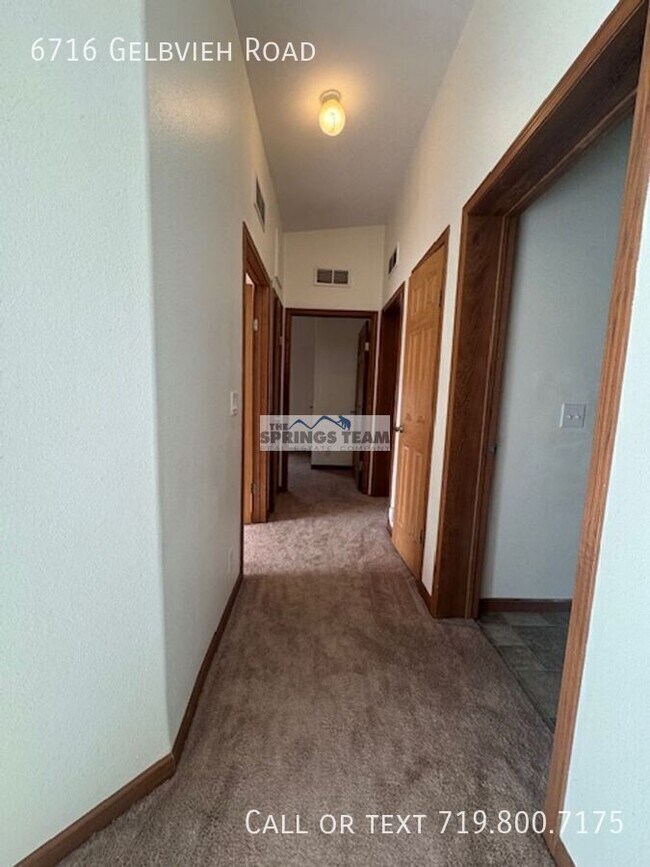 Building Photo - 6716 Gelbvieh Rd