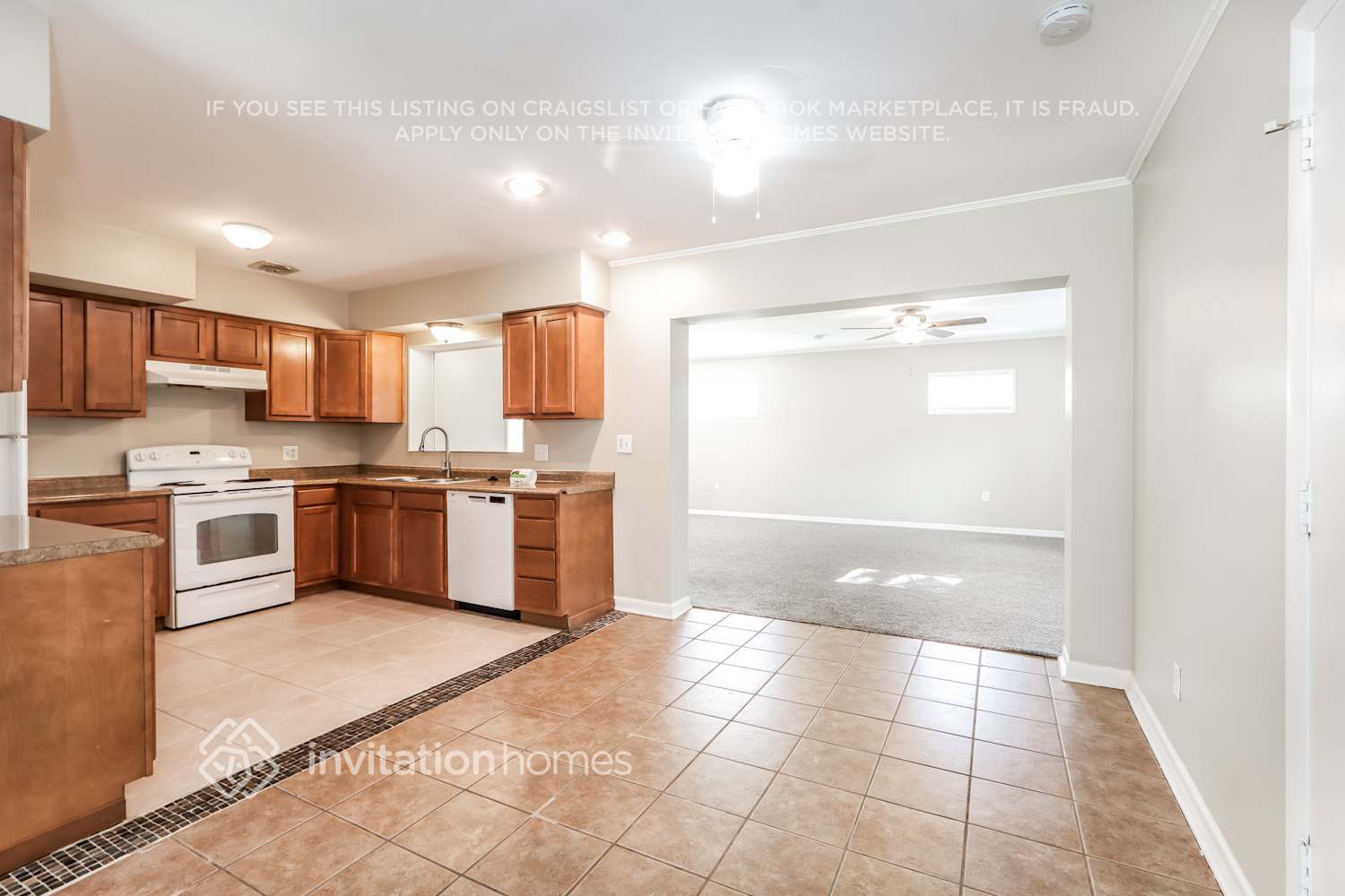 Building Photo - 1520 Price Cir