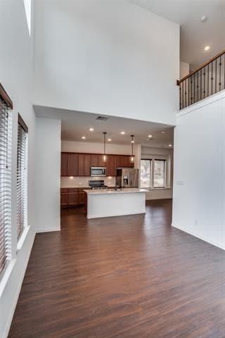 Building Photo - 9815 Romo St