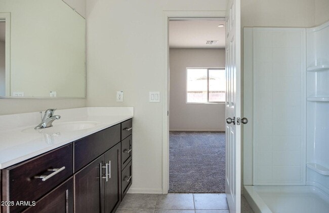 Building Photo - 18091 N Presley Ln