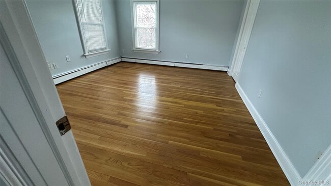 Building Photo - 273 N Washington St