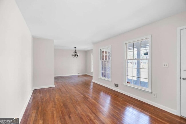 Building Photo - 6541 Debbie Sue Ln