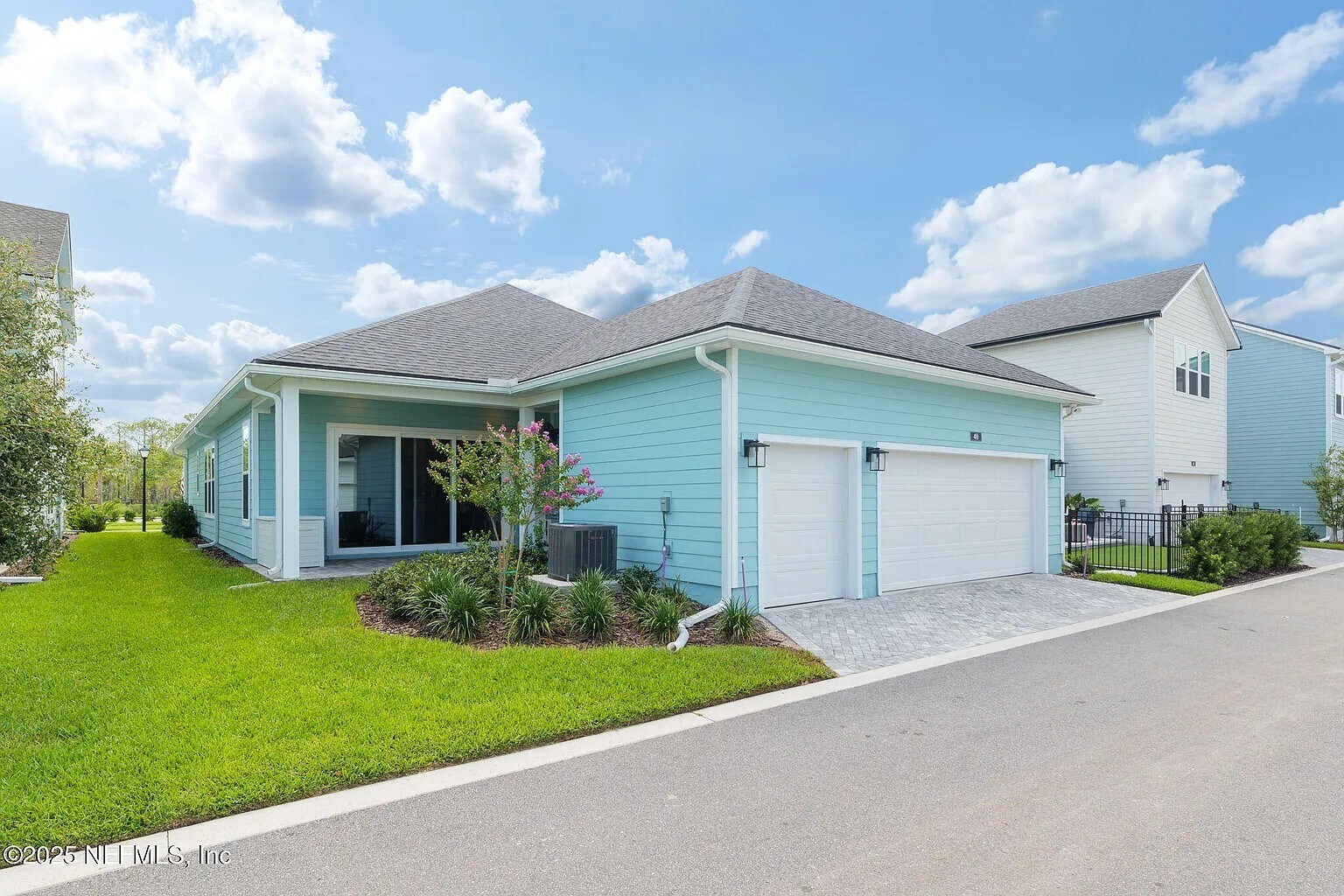 Building Photo - 40 Blue Hampton Dr