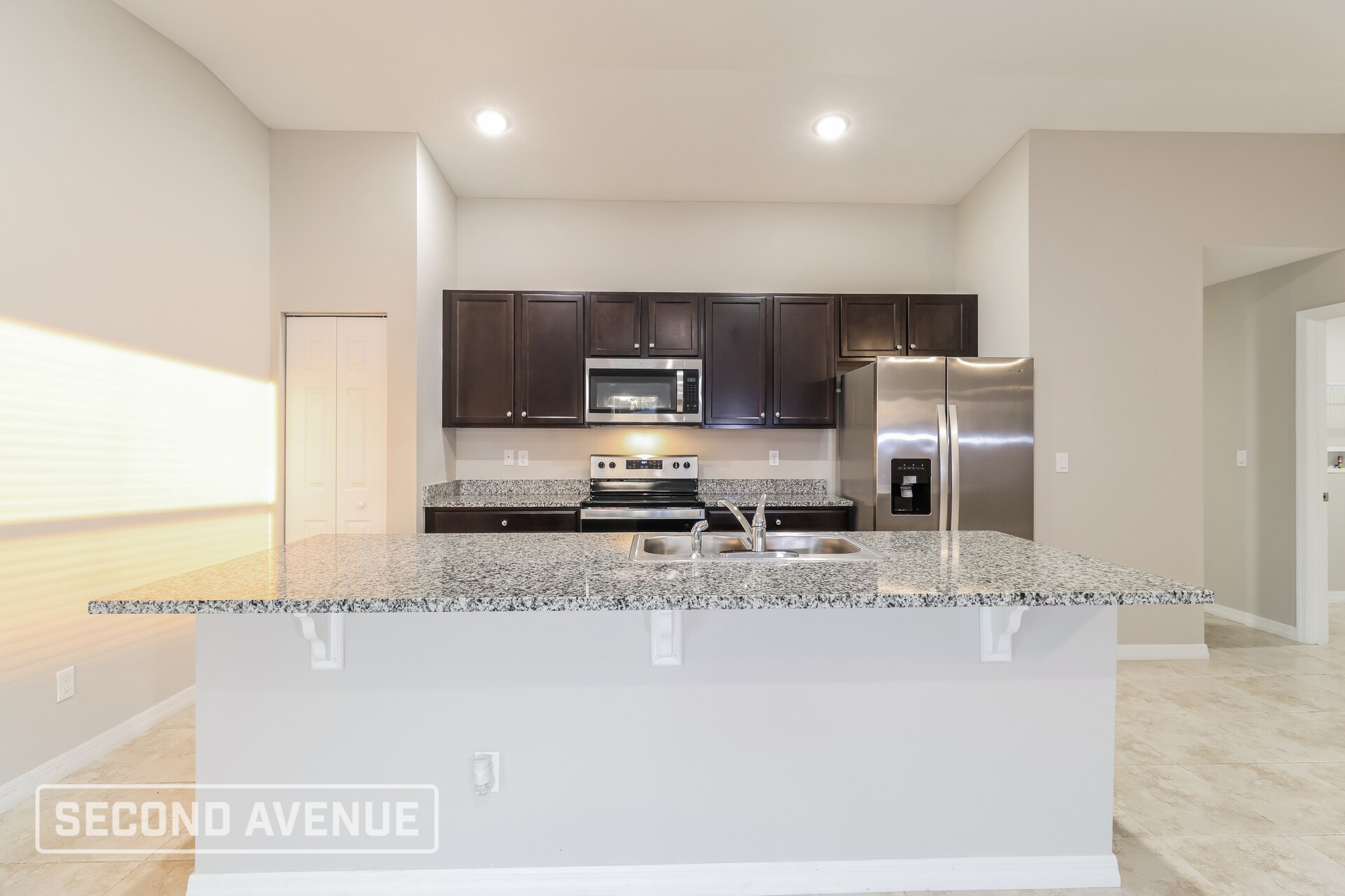 Building Photo - 291 Foley St SE