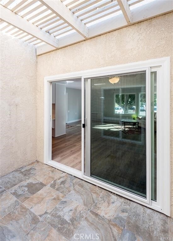 Building Photo - 2116 Via Puerta