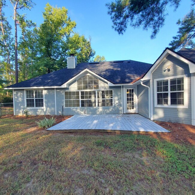 Building Photo - 2403 Spring Valley Cir