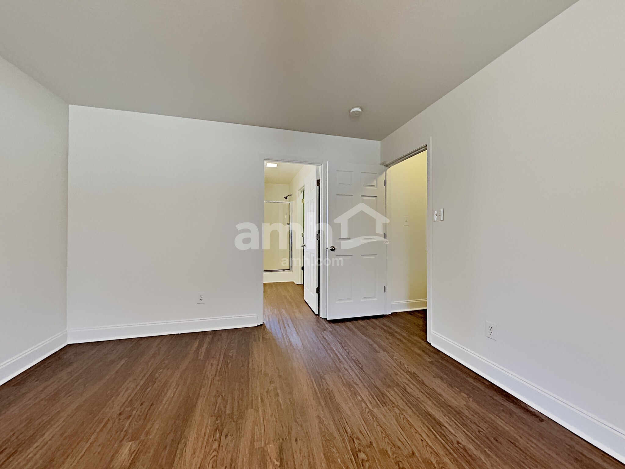 Building Photo - 3323 Grassy Pointe Ln