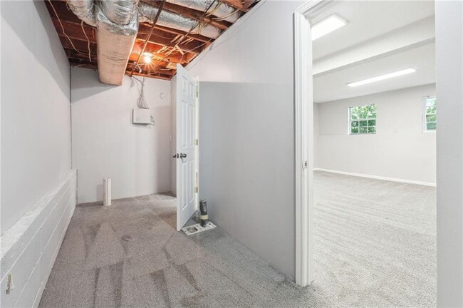 Building Photo - 805 Grindstone Pl SW