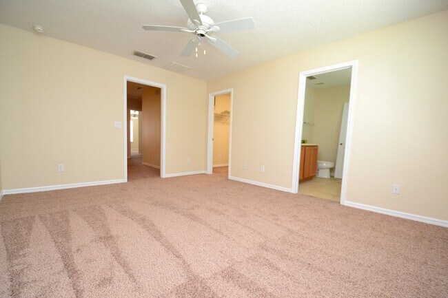 Building Photo - 408 Habitat Way