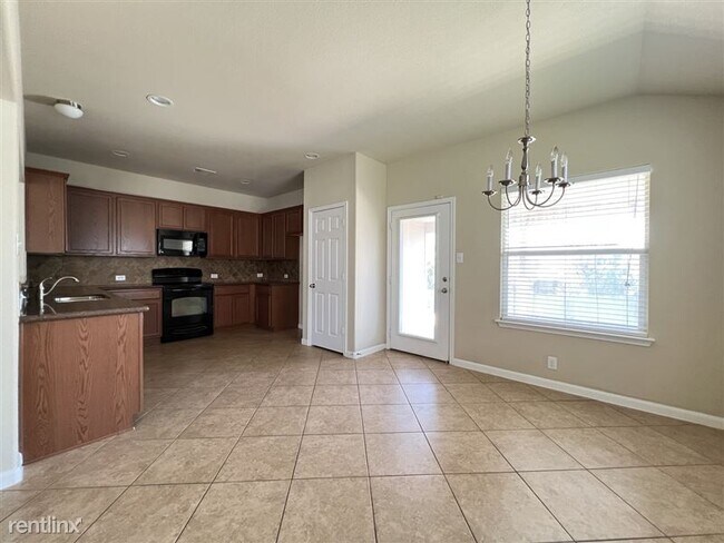Building Photo - 1810 Laminar Creek Road