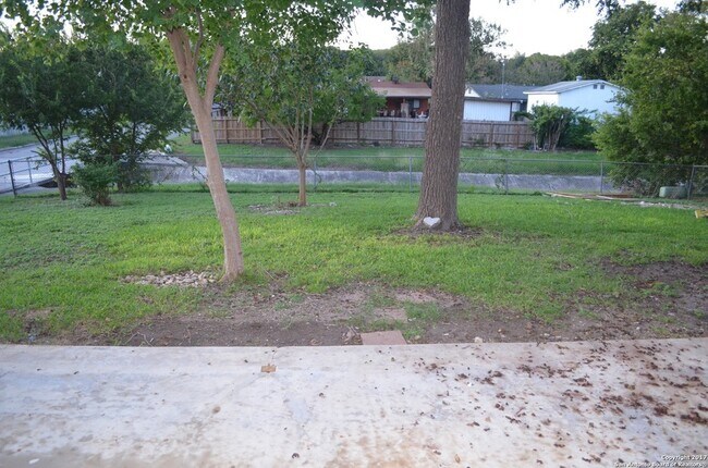 Building Photo - 7401 Sage Oak