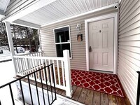 Building Photo - 30 Evergreen