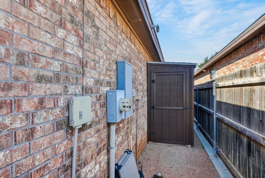 Building Photo - 5512 Casa Grande Trail