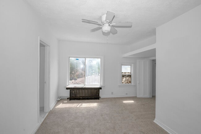 Building Photo - 235 N Ardmore Ave