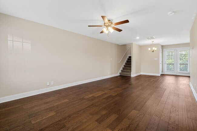 Building Photo - 2961 Lancelot Ln