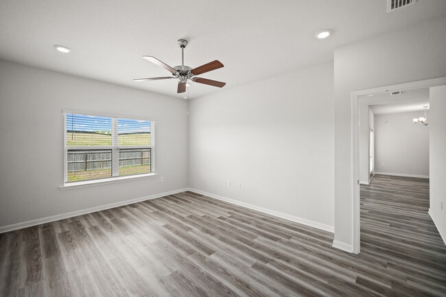 Building Photo - 13516 Antler Hl Rd