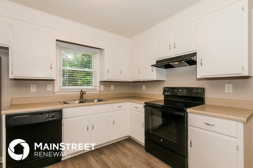 Building Photo - 515 Meadowview Dr