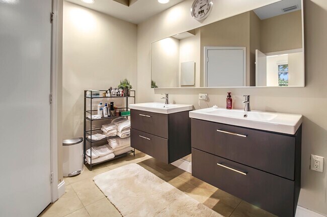 Building Photo - 6684 NW 23rd Ter