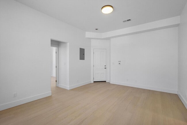 Building Photo - 1533 Lafayette St