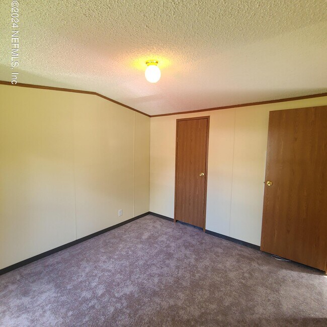Building Photo - 200 Amberjack St