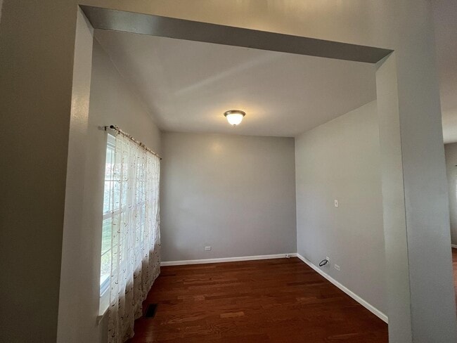 Building Photo - 3896 Baybrook Dr