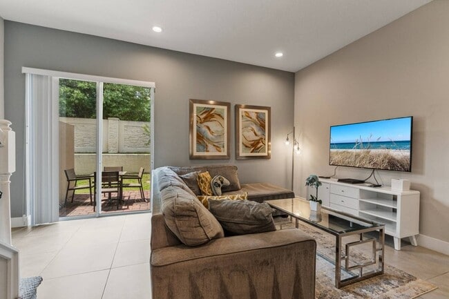 Building Photo - 2664 Sunrise Shores Dr