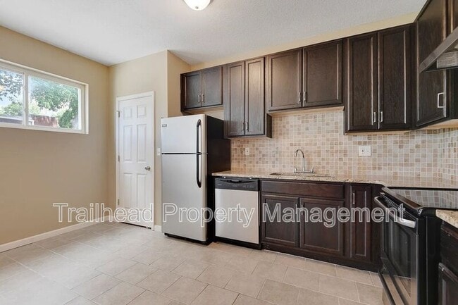 Building Photo - 30 Linwood Blvd