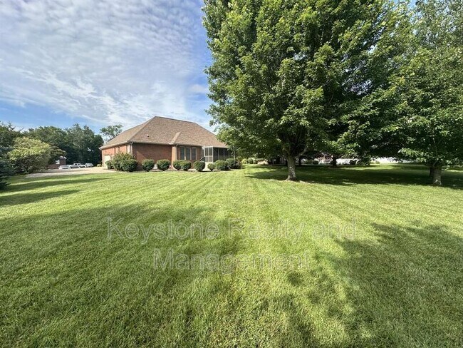 Building Photo - 1025 Filmore Harris Rd