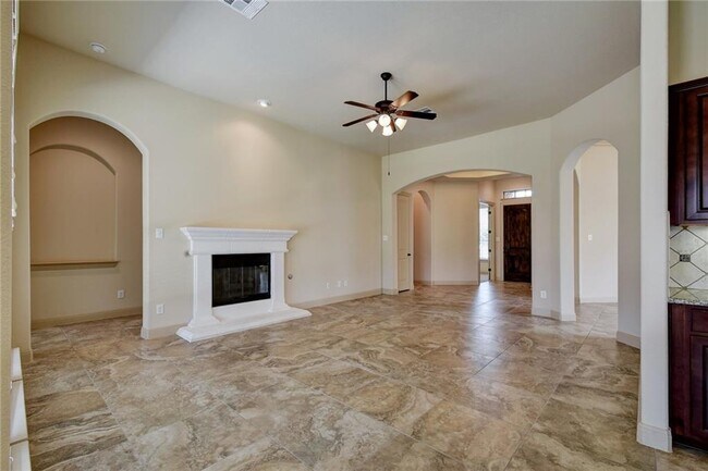 Building Photo - 645 Clear Springs Hollow