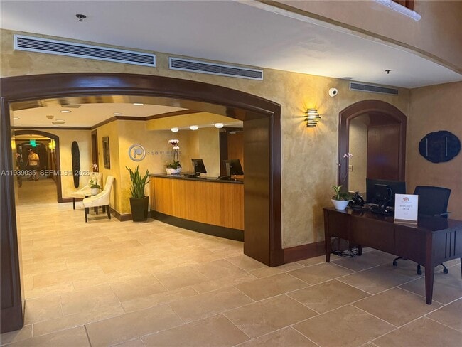Building Photo - 2951 S Bayshore Dr