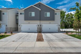 Building Photo - 1593 N 1870 E