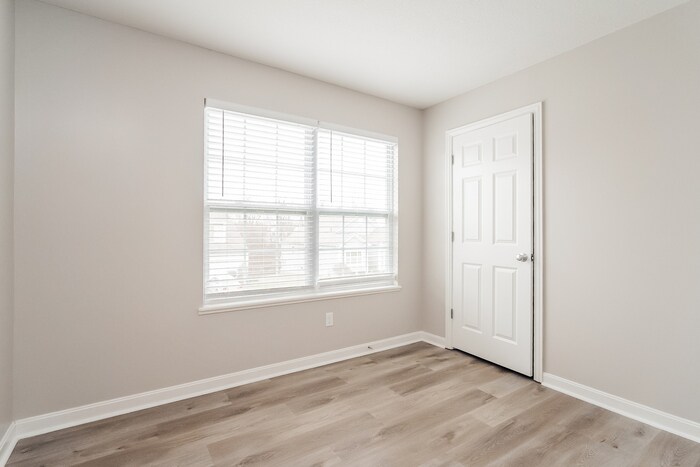 Building Photo - 7853 Waggoner Trace Dr