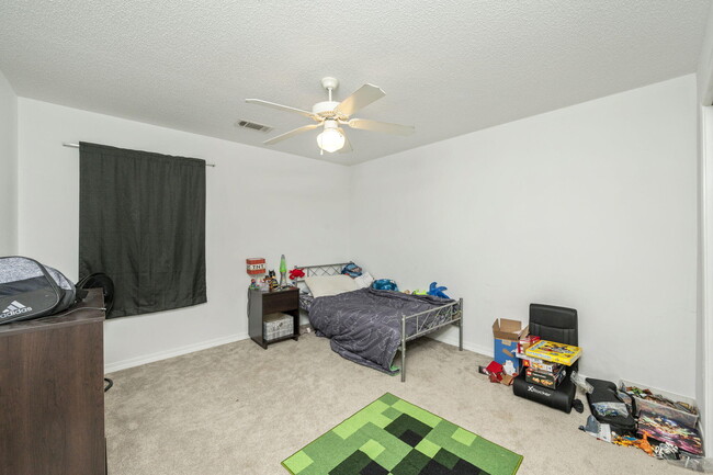 Building Photo - 2139 Tom St