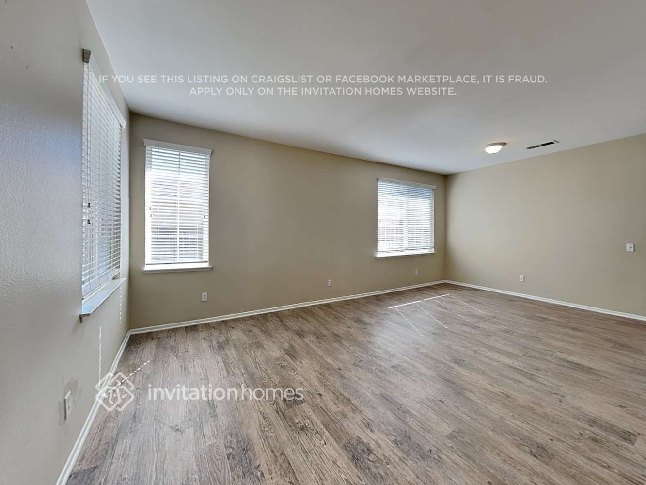 Building Photo - 27623 Mangrove St