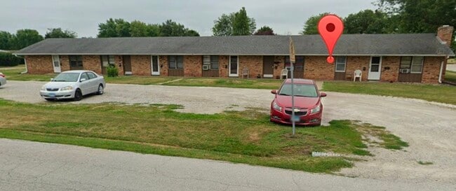 Building Photo - Lincoln unit 812