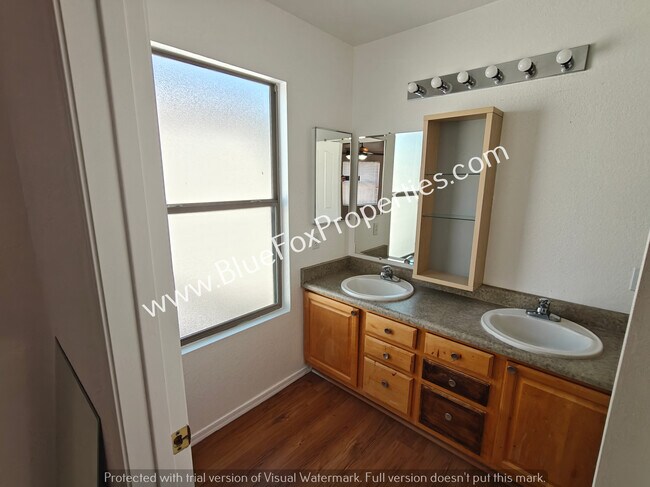 Building Photo - 3421 N Green Gulch Ct