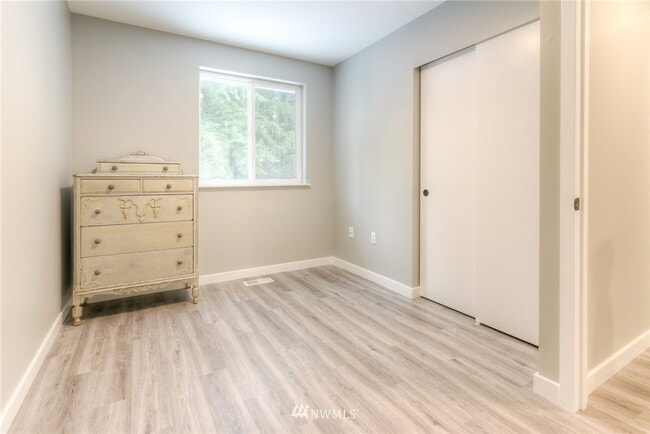 Building Photo - 9206 144th St Ct NW