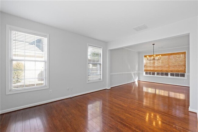 Building Photo - 2871 Belfaire Lake Dr