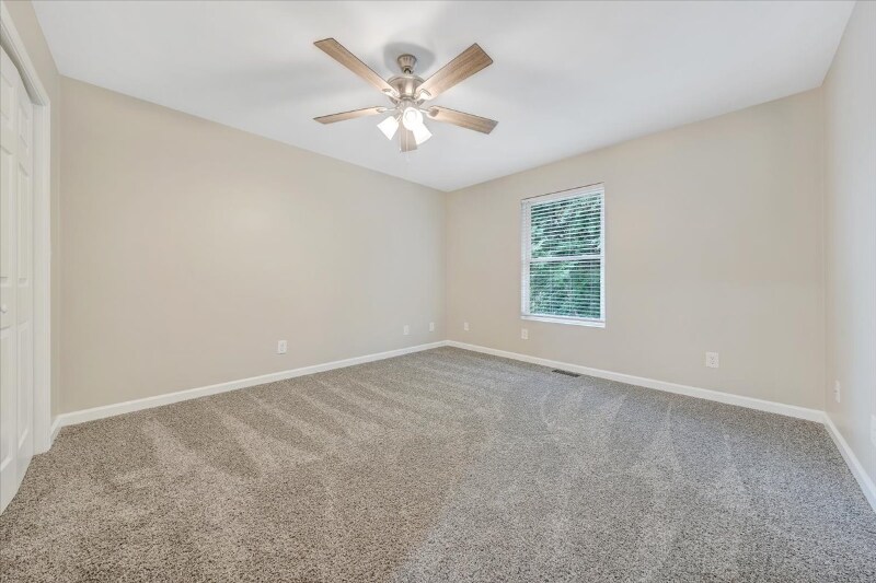 Building Photo - 185 Catawba Rd