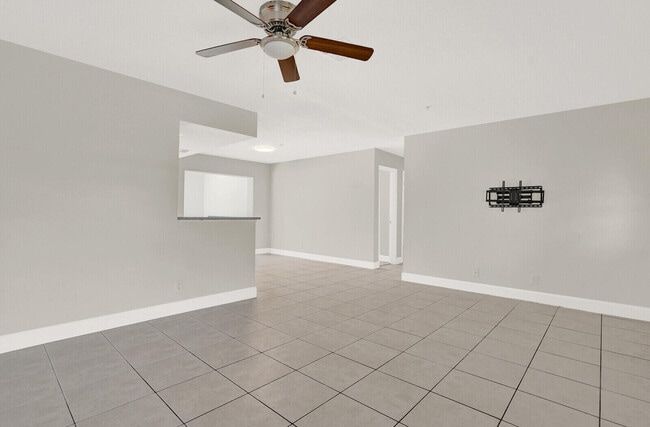 Building Photo - 8392 Pinto Dr