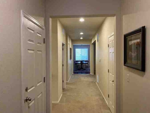 Building Photo - 7440 Sabino Ln