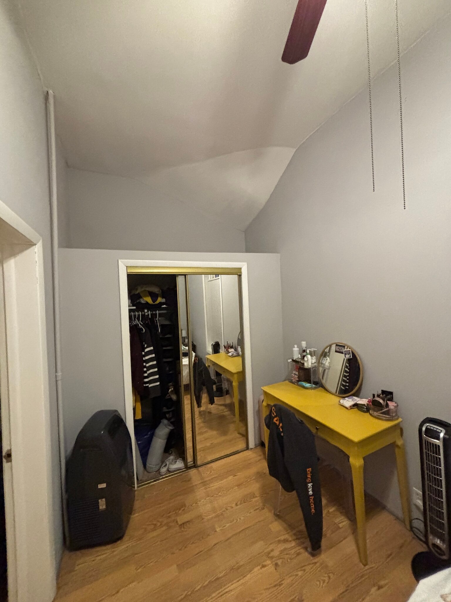 Building Photo - 1429 N Elk Grove Ave