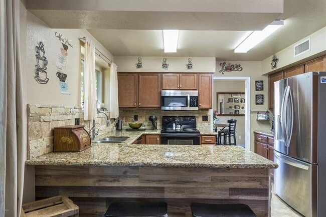 Building Photo - 7543 W Brown St.