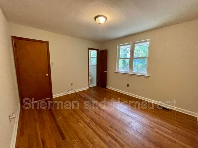 Building Photo - 1012 Georgia Ave