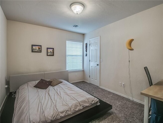 Building Photo - Great Location with Storm Shelter in Brist...