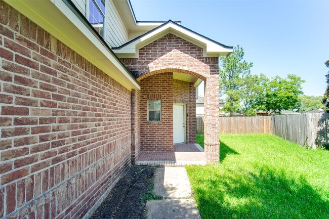 Building Photo - 7706 Eldergrove Ln