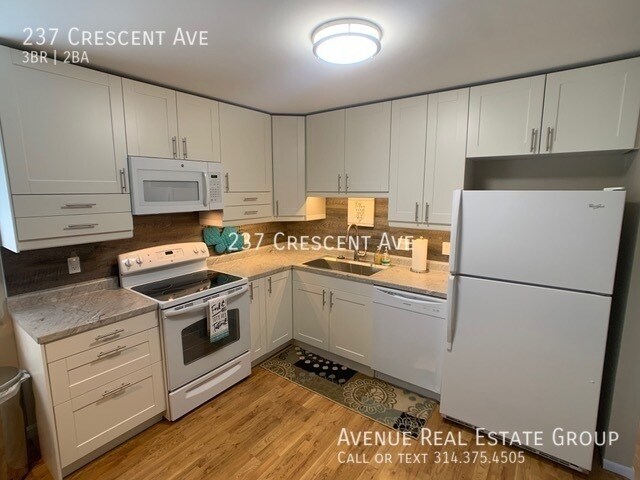 Building Photo - 237 Crescent Ave